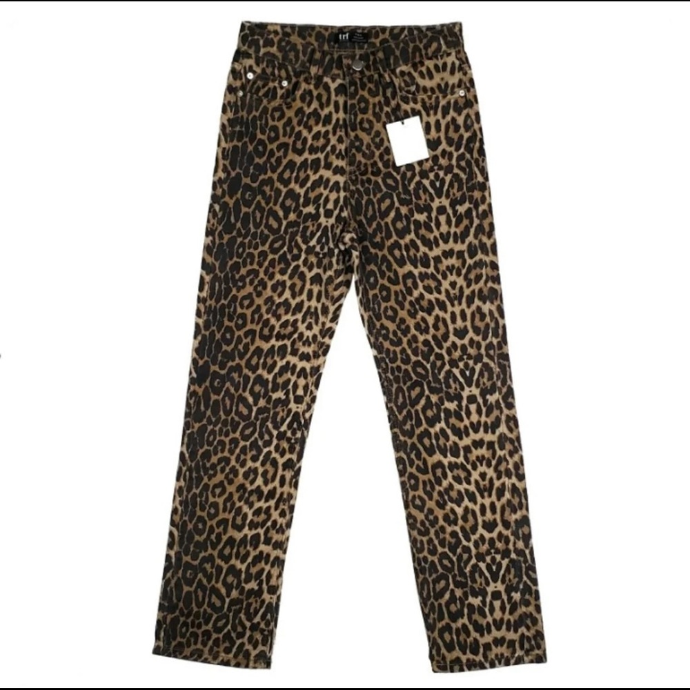 Zara’s TRF Ankle Cheetah Jeans